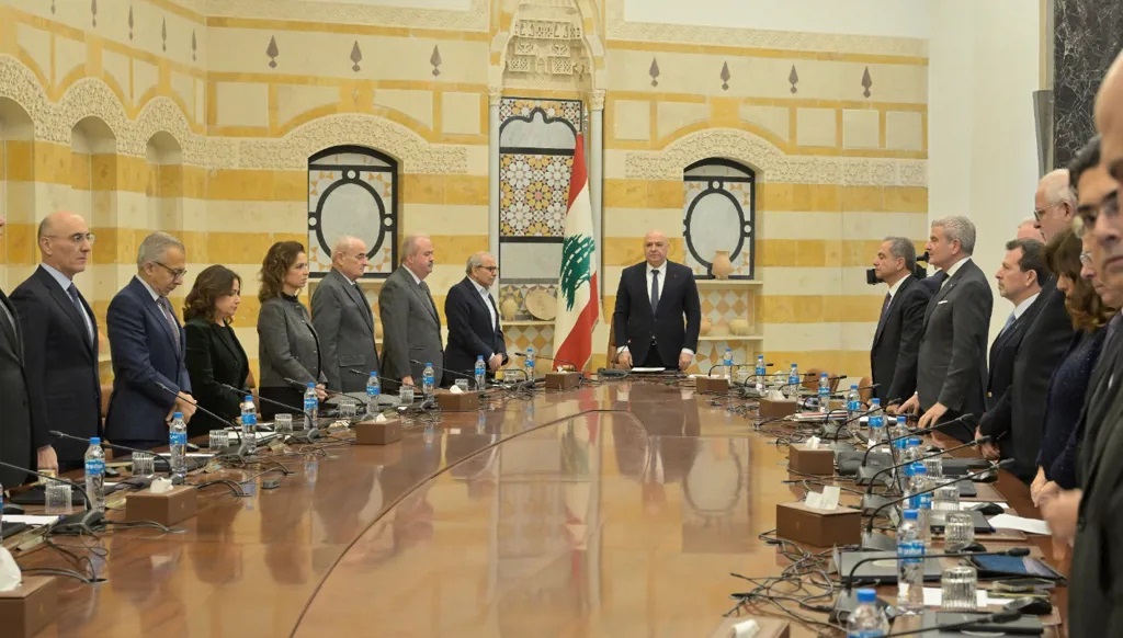 استنفارٌ حكوميٌّ في مواجهة تمرّد "الحزب".. هل يُحظَر سياسيًّا؟